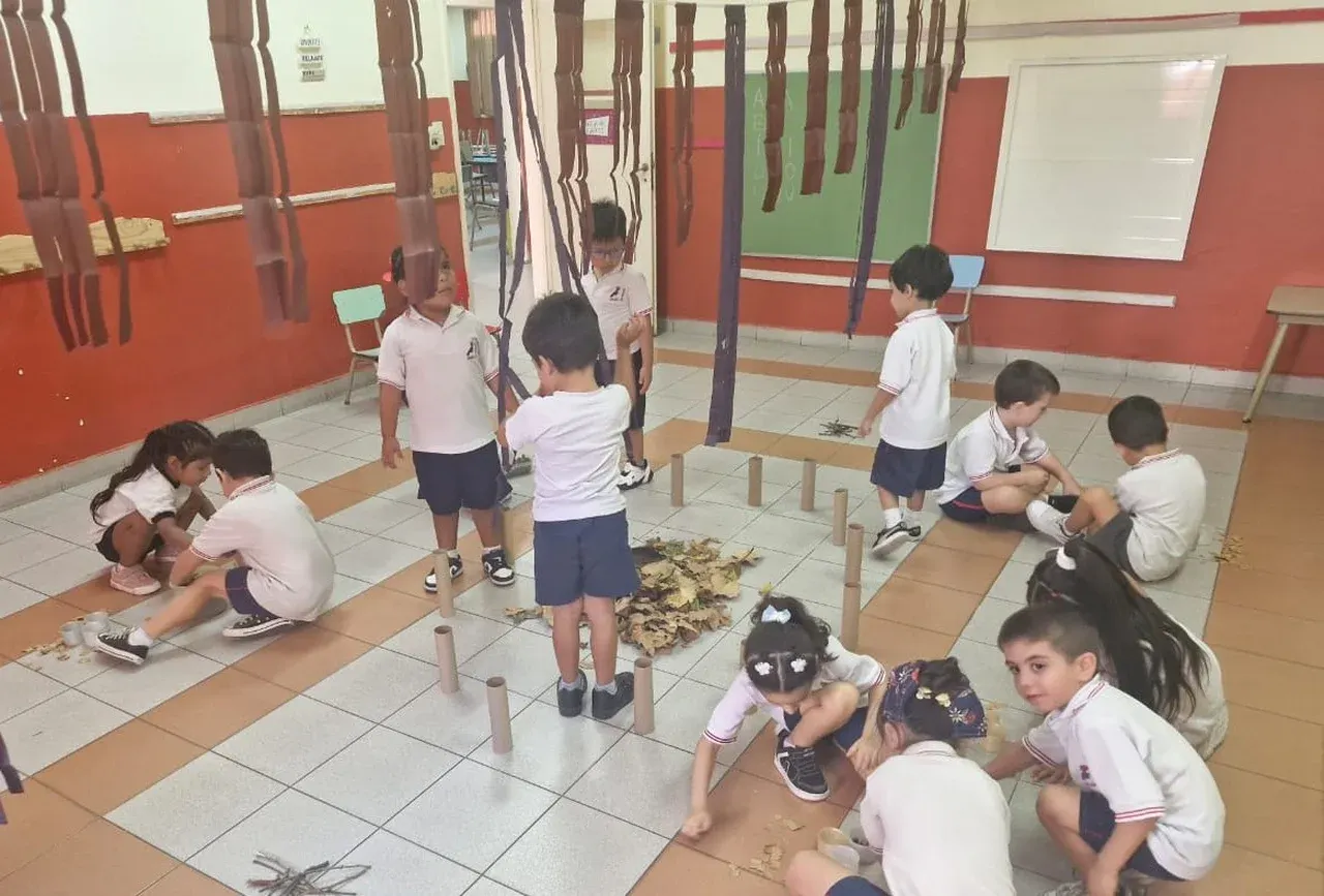 Propuestas de exploración y aprendizaje en el jardín
